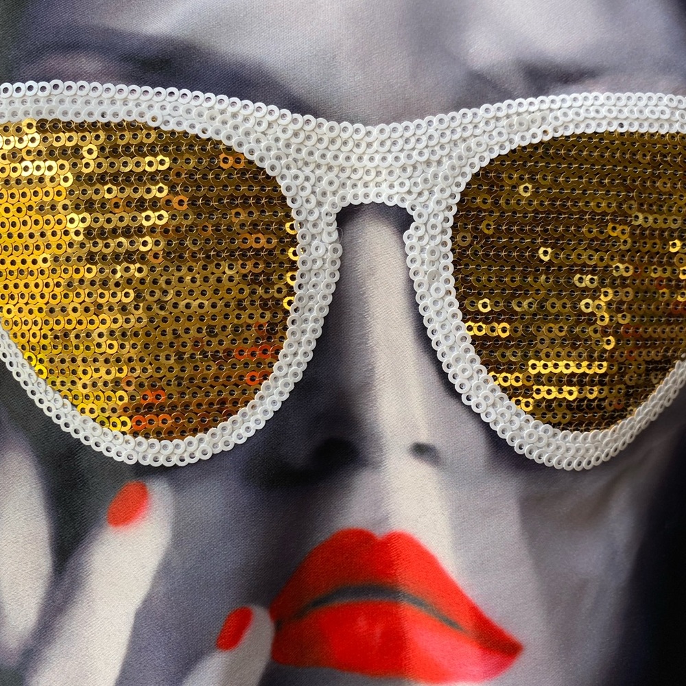 Artsy Long Tshirt Gold Sunglasses and Lipstick